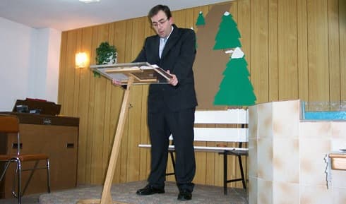 Predicación en un culto de Navidad